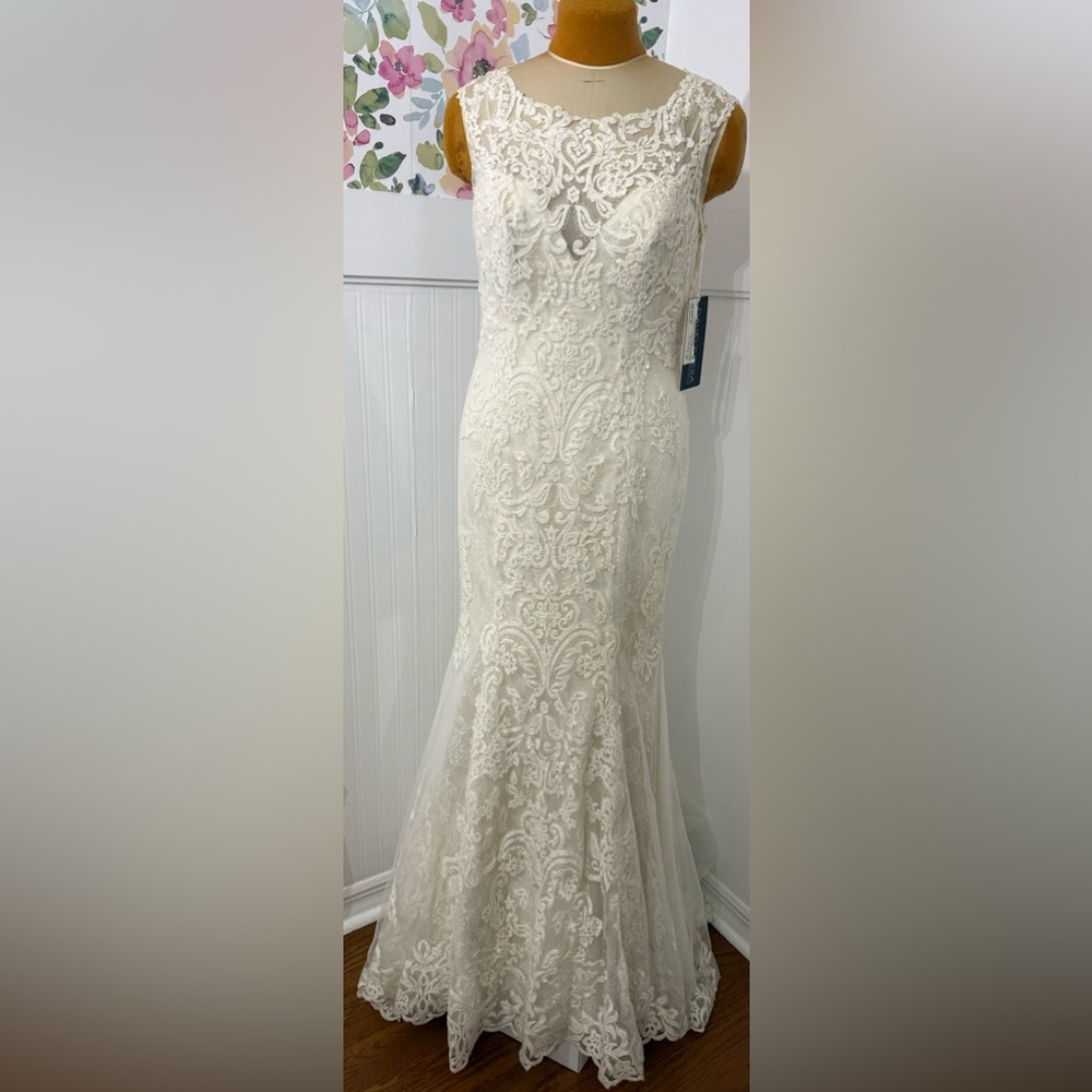 David Tutera for Mon Cheri "Afina" Wedding Dress - Size 12 - Ivory/Gold - Picture 11 of 11